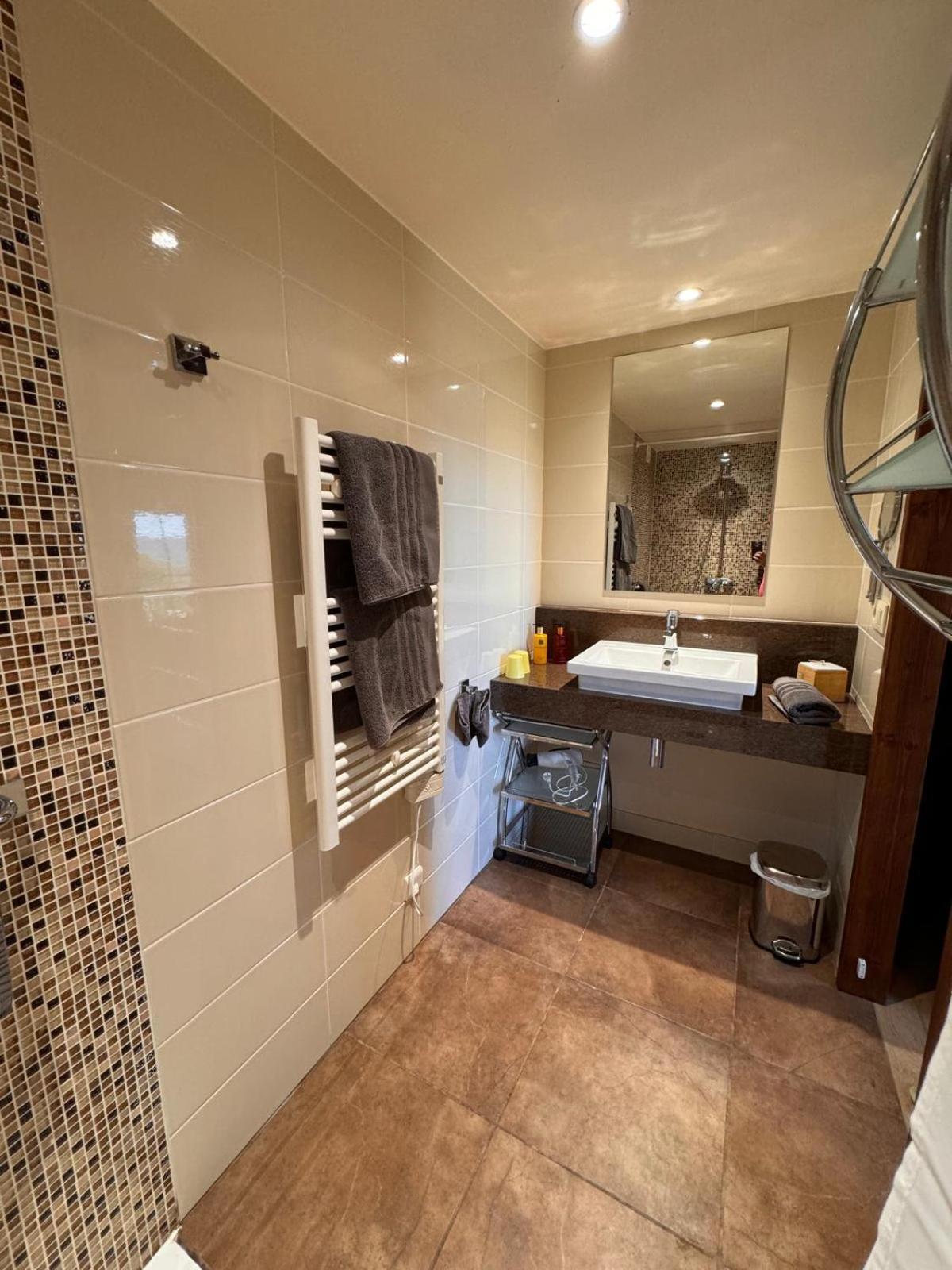 B&B Maison Des Etoiles Chambre D'Hotes Adult Only Verrieres  Экстерьер фото
